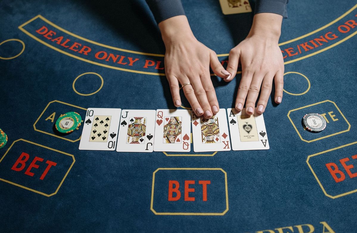 Golden Catch Live Casino